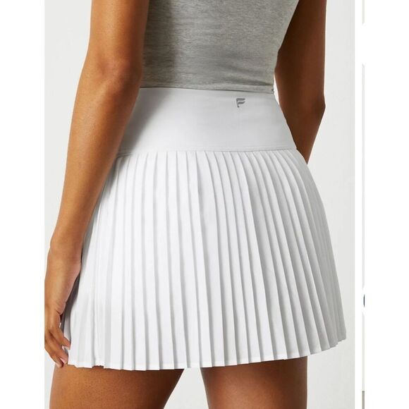 Fabletics Hot Shot Pleated Skirt Classic Mini / White / Size Large NWT - Picture 2 of 7